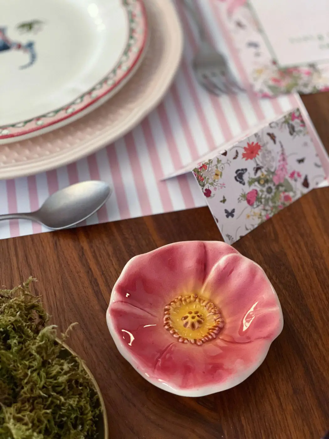 une-bonne-maison-french-lifestyle-blog-spring-tablescape-lockdown-paris-03