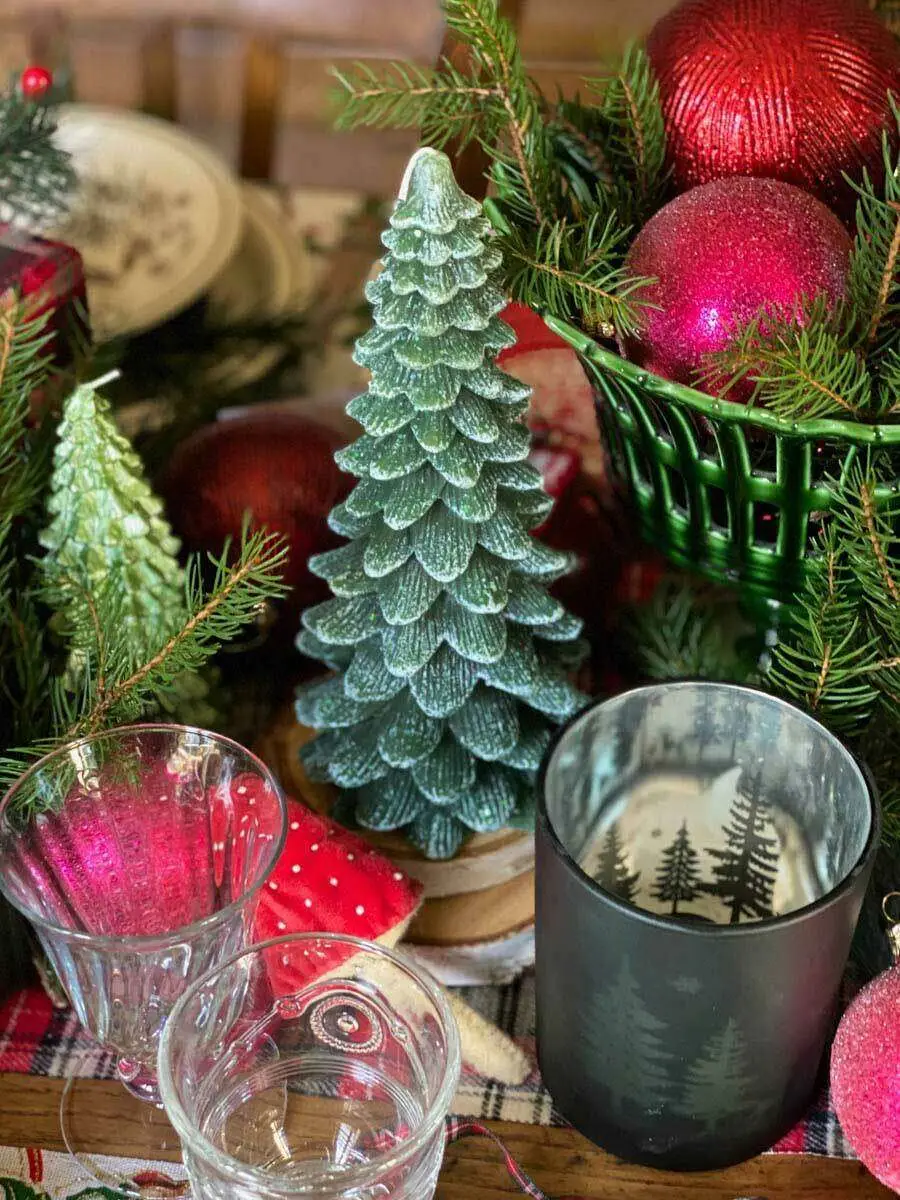 une table de noël traditionnelle et rustique