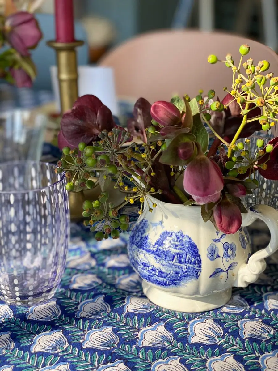 dresser une table de printemps vase