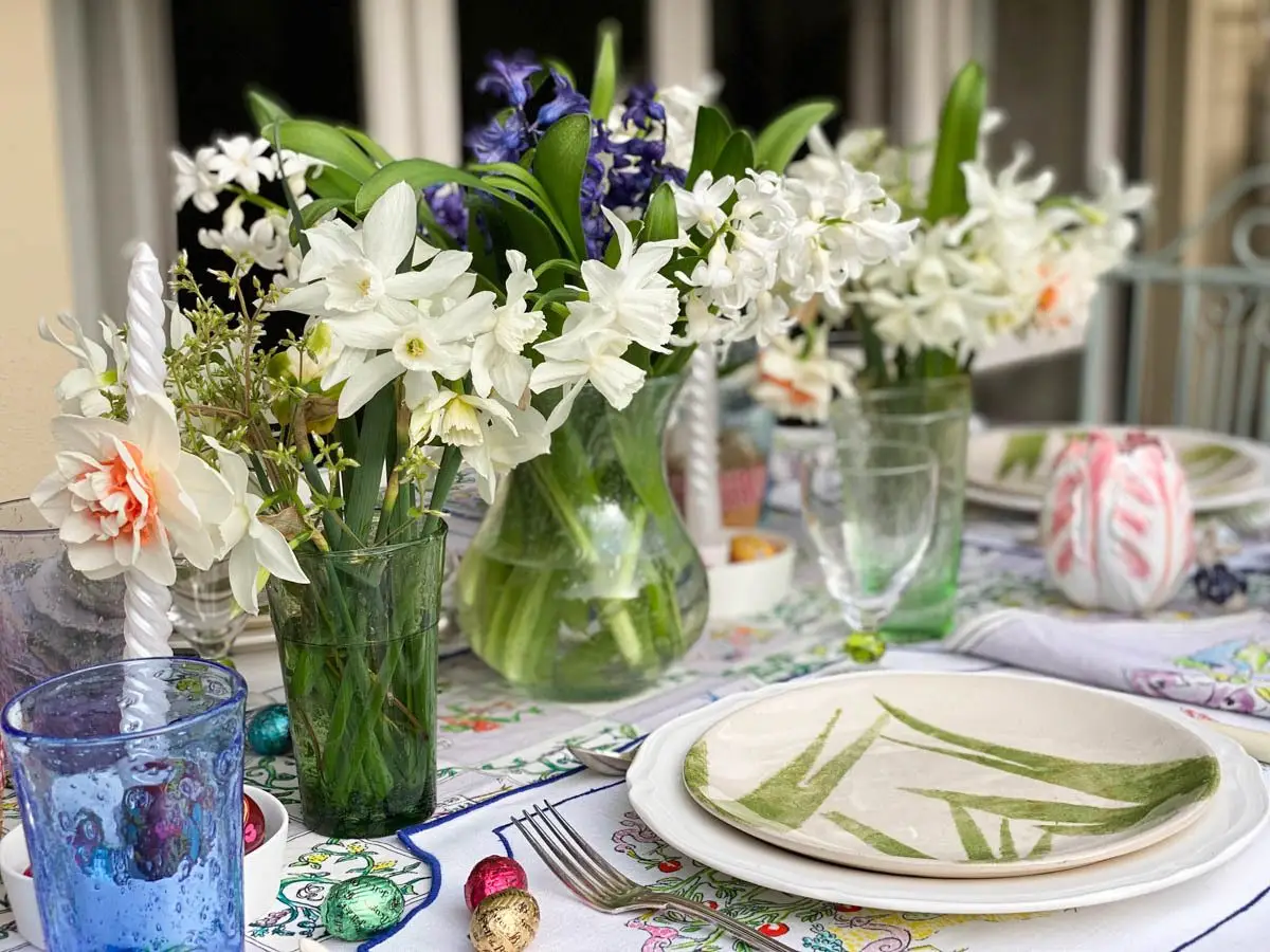 table de pâques fleurs