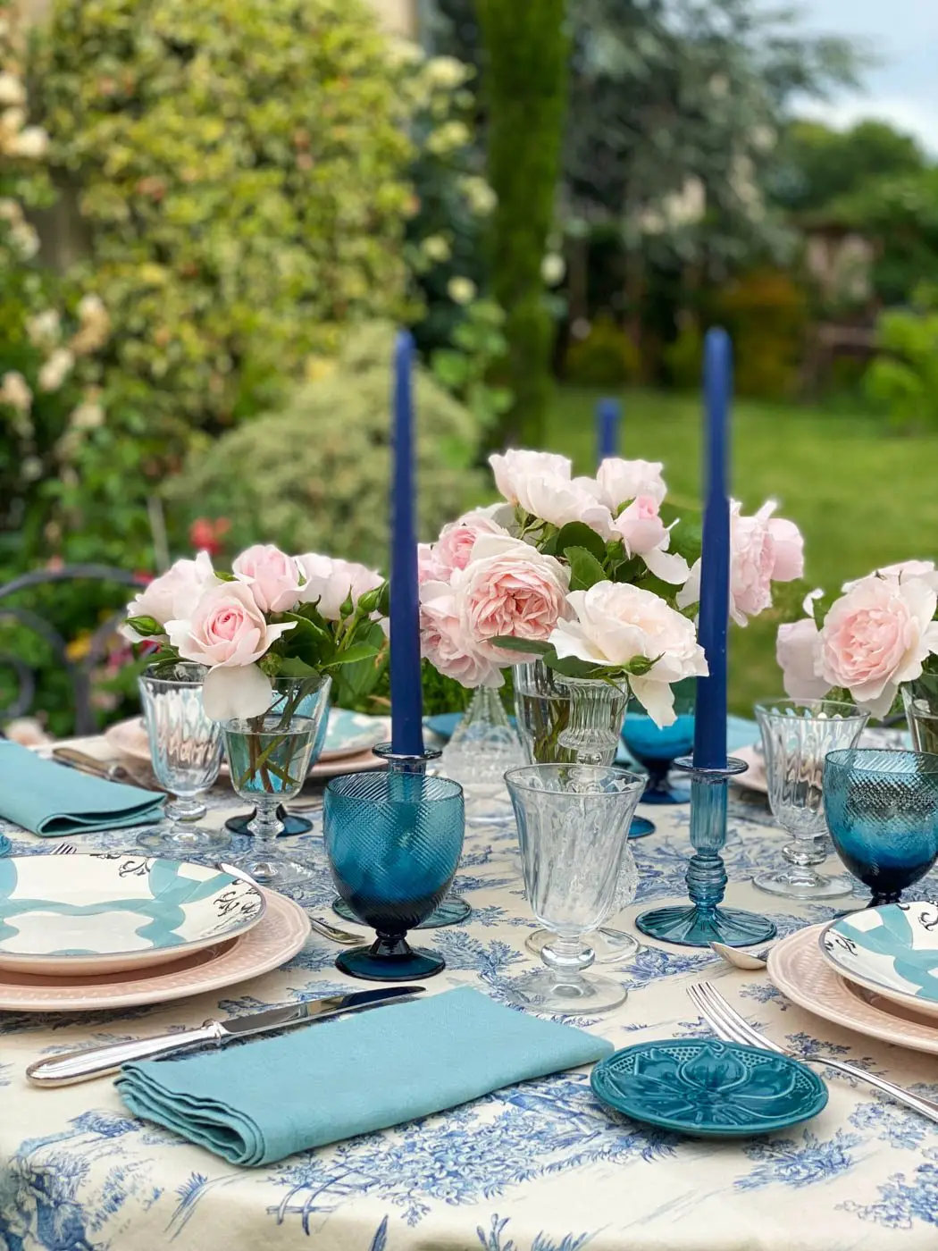 table estivale toile de jouy roses dior-19