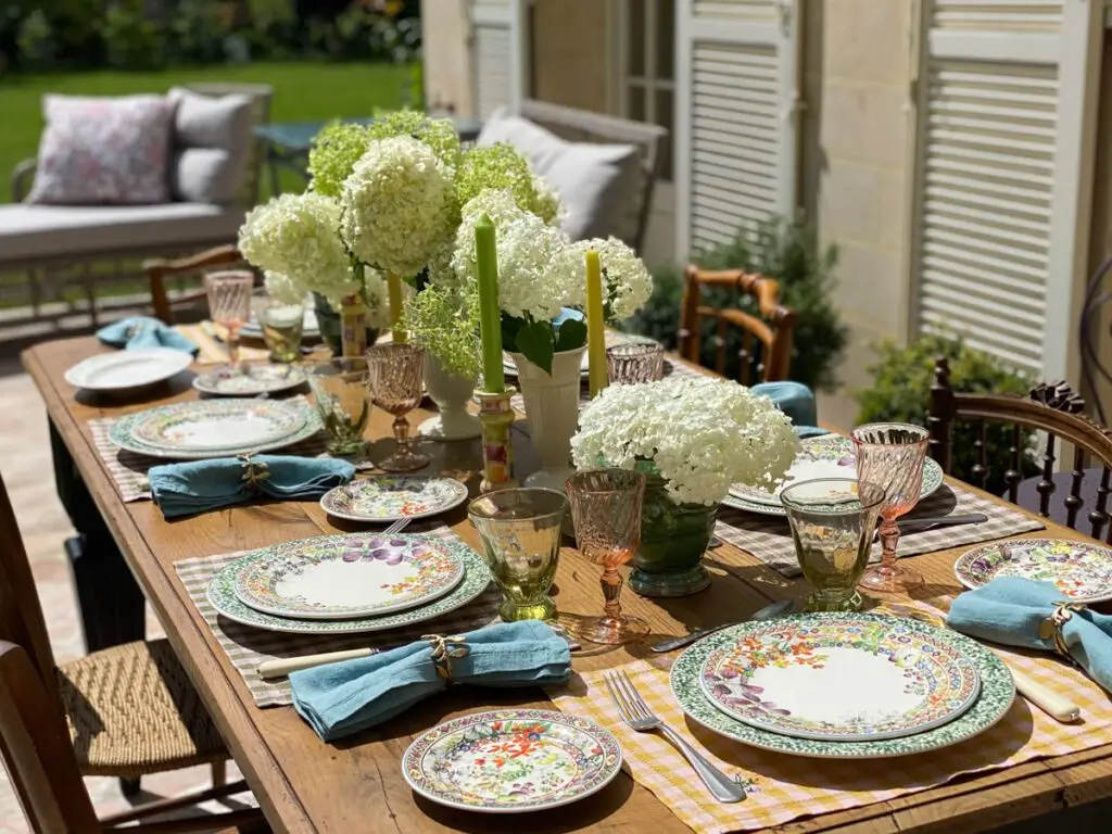 table estivale giverny summer country style tablescape-27