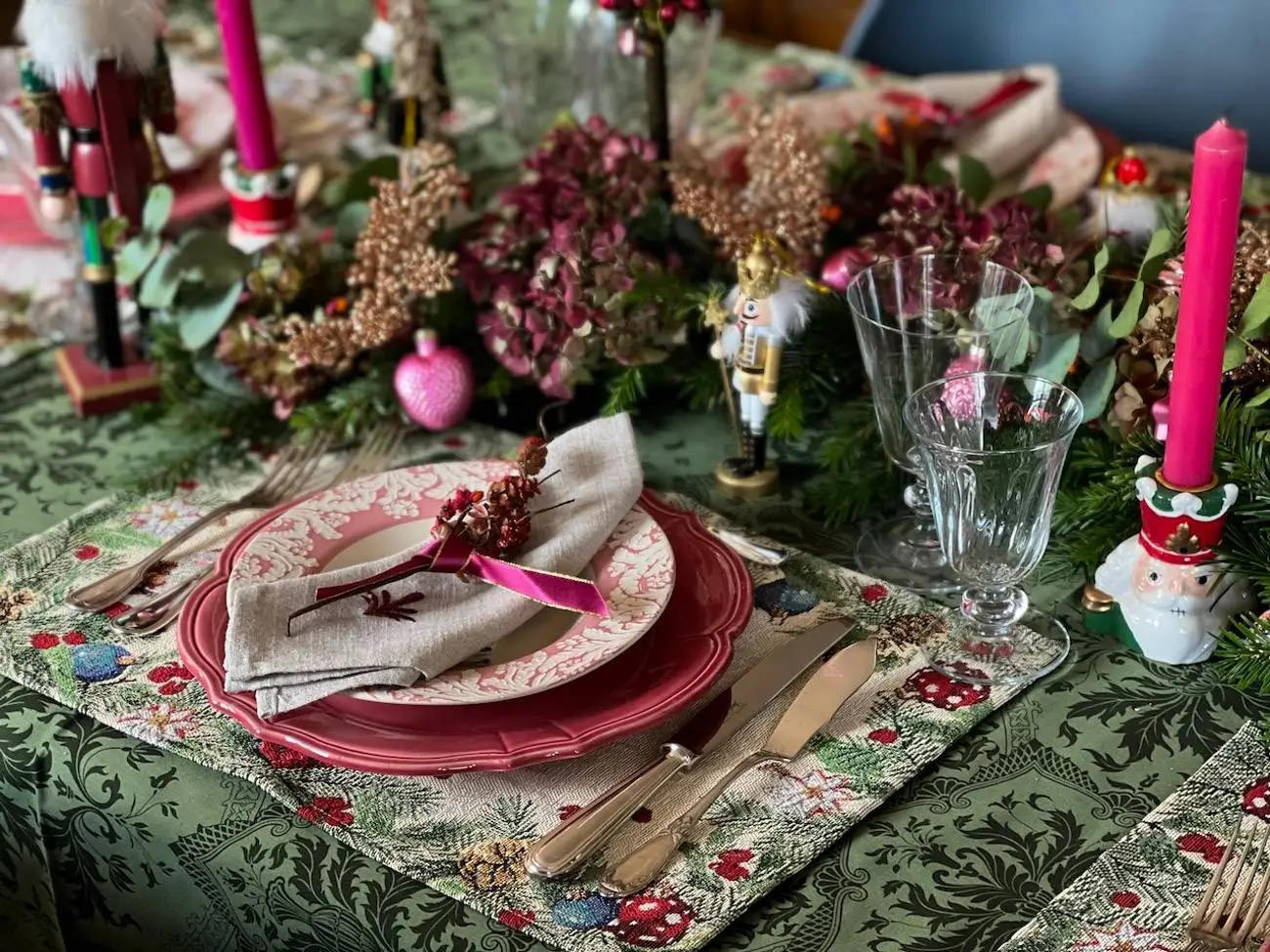 table de Noël Casse-Noisette Nutcracker Christmas tablescape-08