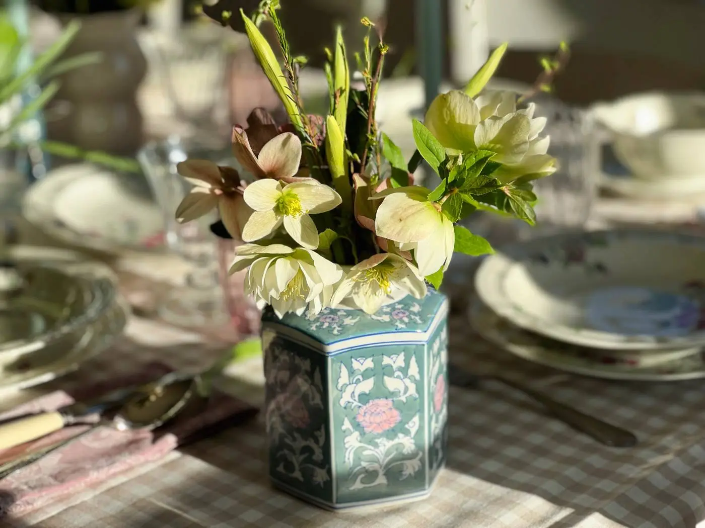DIY bouquet hellebores-11