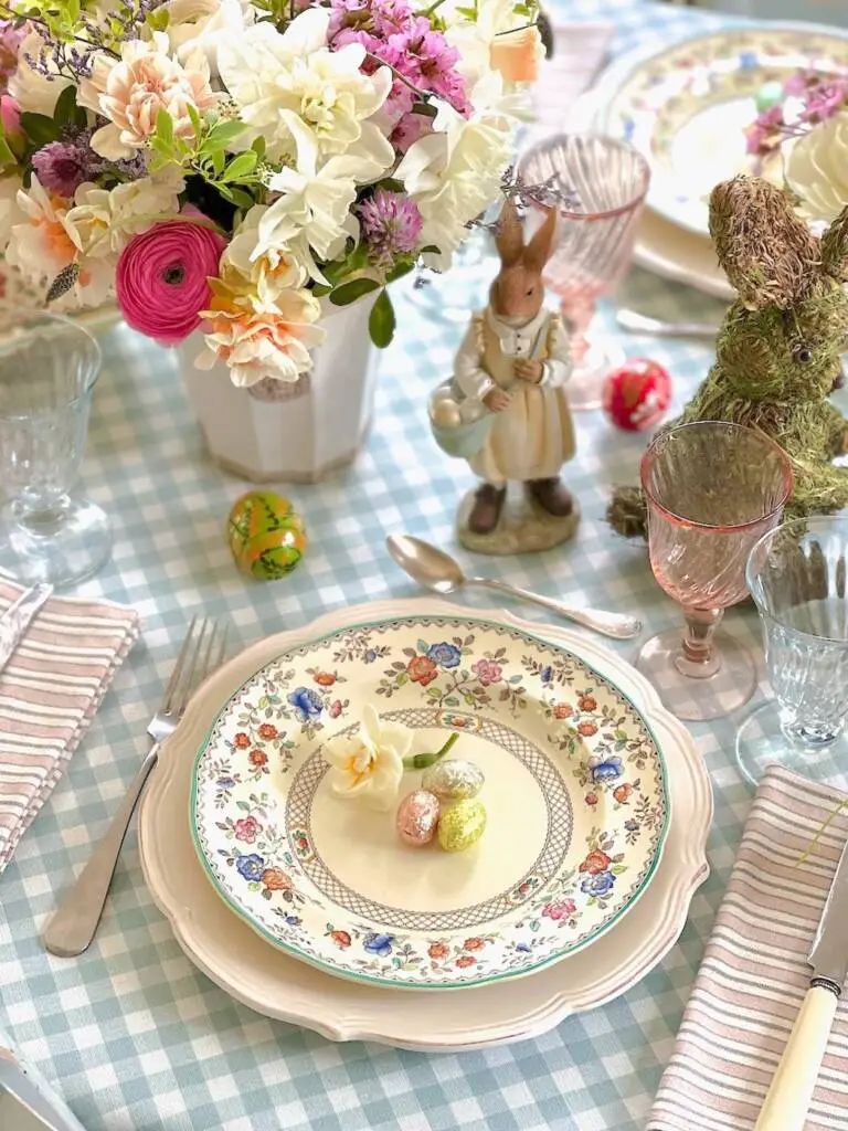 dresser jolie table Pâques chic Easter tablescape-091
