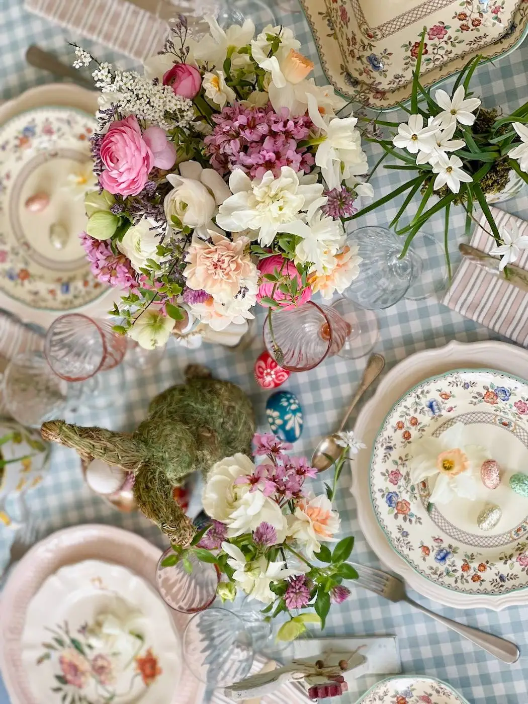 dresser jolie table Pâques chic Easter tablescape-164