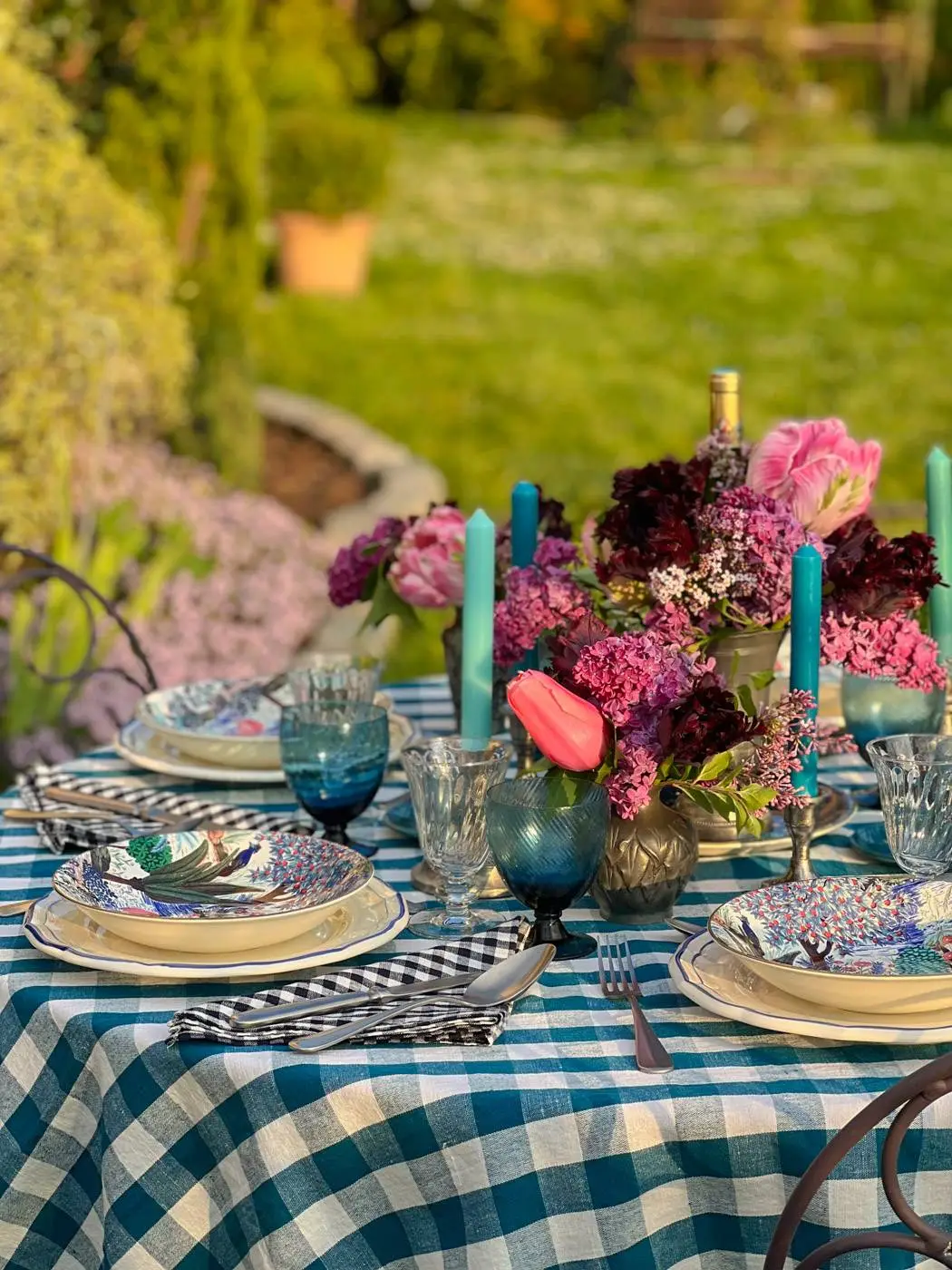 tulip tablescape table jardin du palais pierre frey-45
