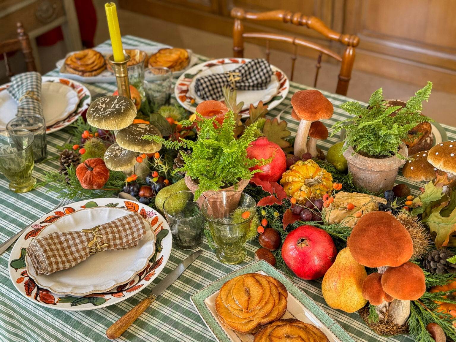 dresser table automnale champêtre colorée rustic fall autumn table-56