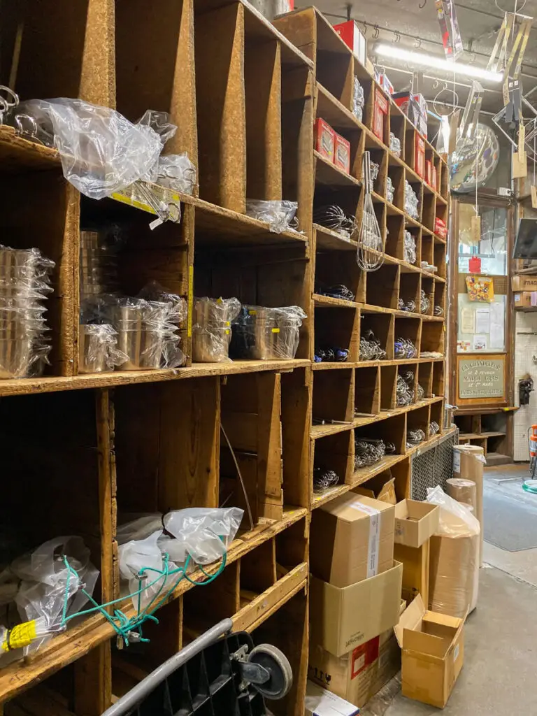 e.Dehillerin Paris ustensiles cuisine cookshop-4