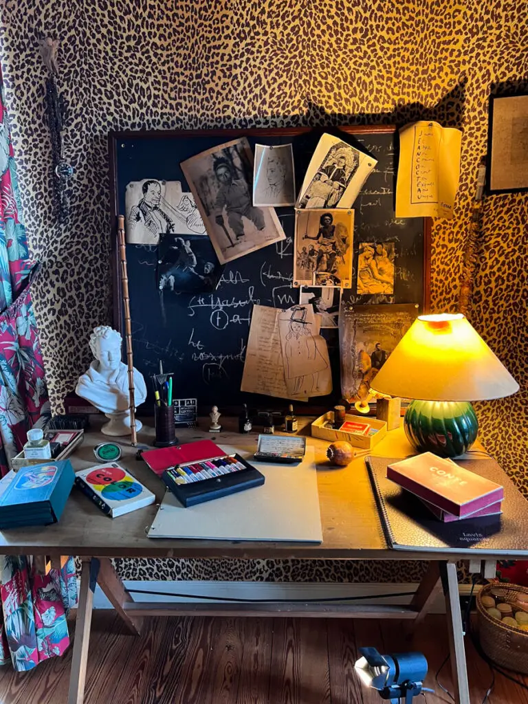 maison jean cocteau house bureau