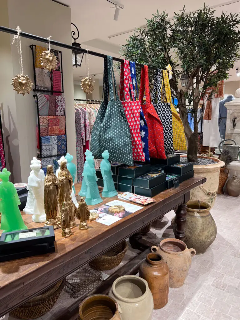 Tous Fadas expo Le Bon Marché exhibition-12