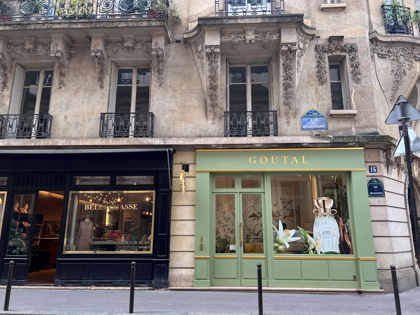 French Summer Chronicles Chroniques estivales