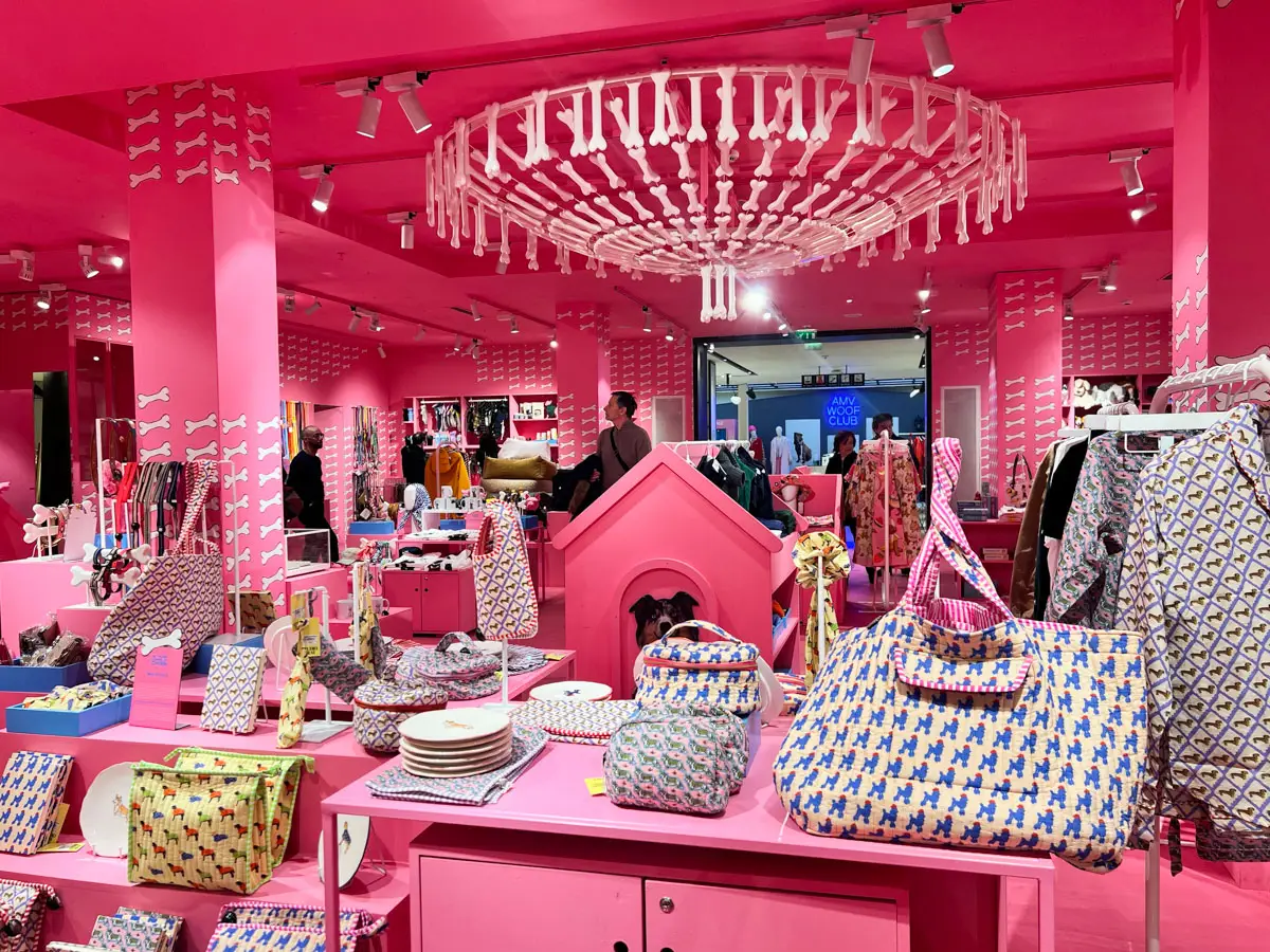 pop-up chiens Le Bon Marché-17