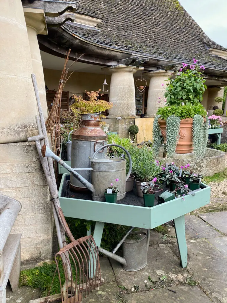 Highgrove gardens shop Une Bonne Maison-20