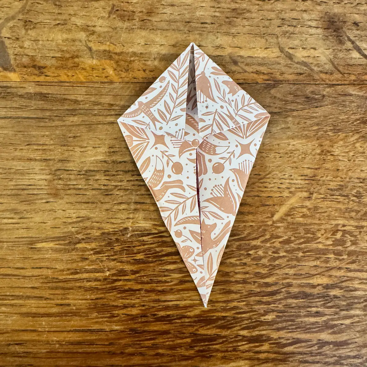 décoration Noël étoiles en papier 3D