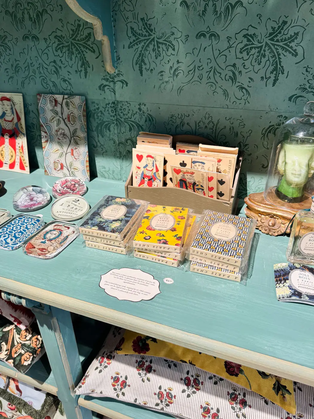 Antoinette Poisson rue Bonaparte-14